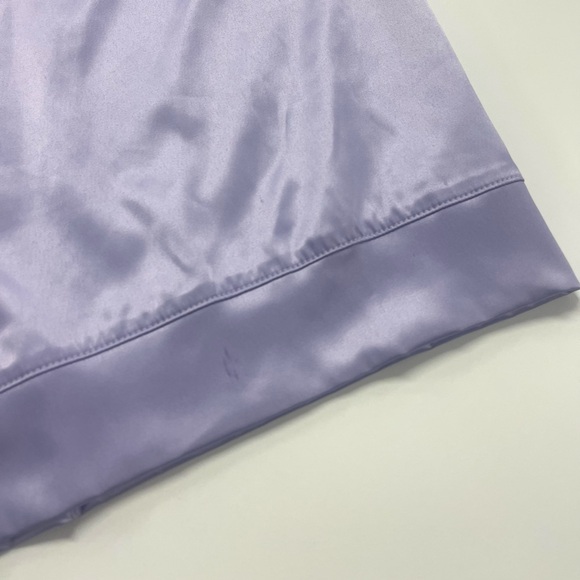NWT Savage X Fenty Lavender Purple Satin Robe with Lace Lightening Bolt 2x/3x - Picture 10 of 11
